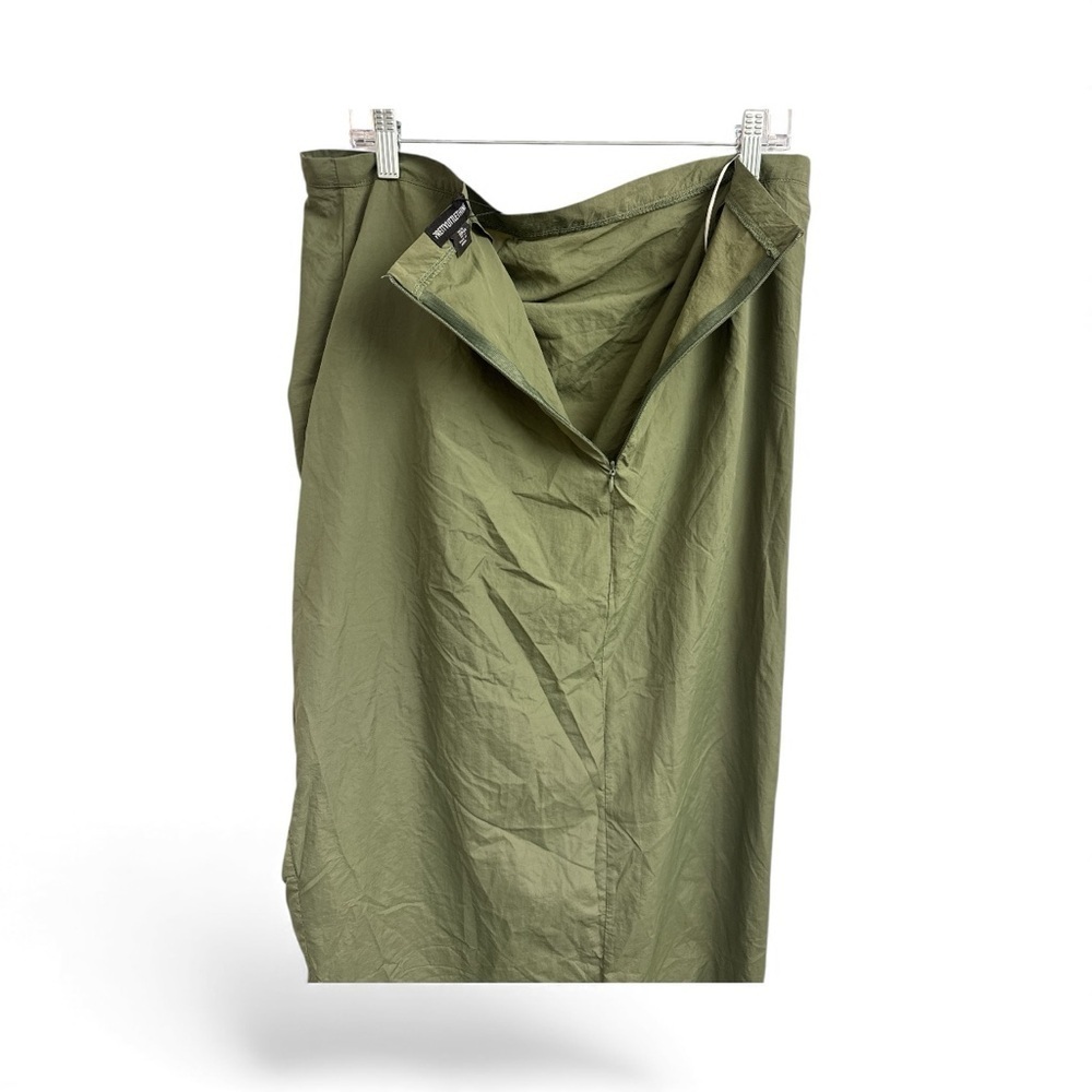**Brand New **PrettyLittleThing Asymmetrical Olive Skirt - Picture 4 of 8